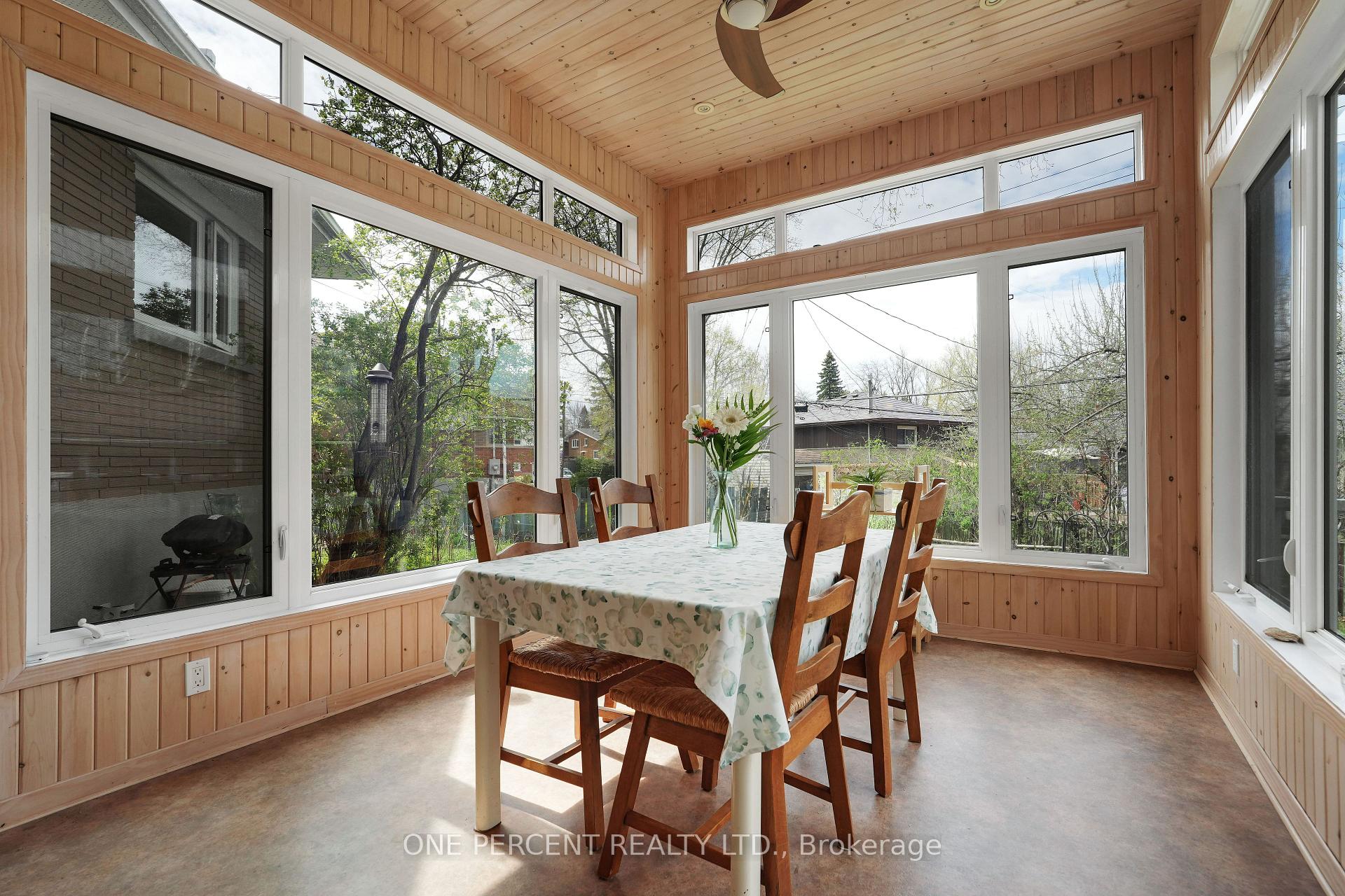 Photo 2 of 1284 Joyce Crescent, Ottawa, Bel Air Heights — HOMEH