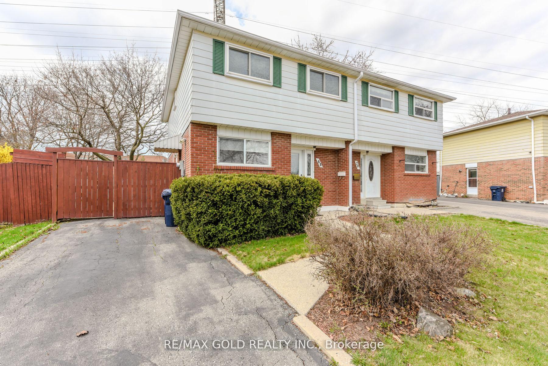 Front of 68 Lynmont Road
