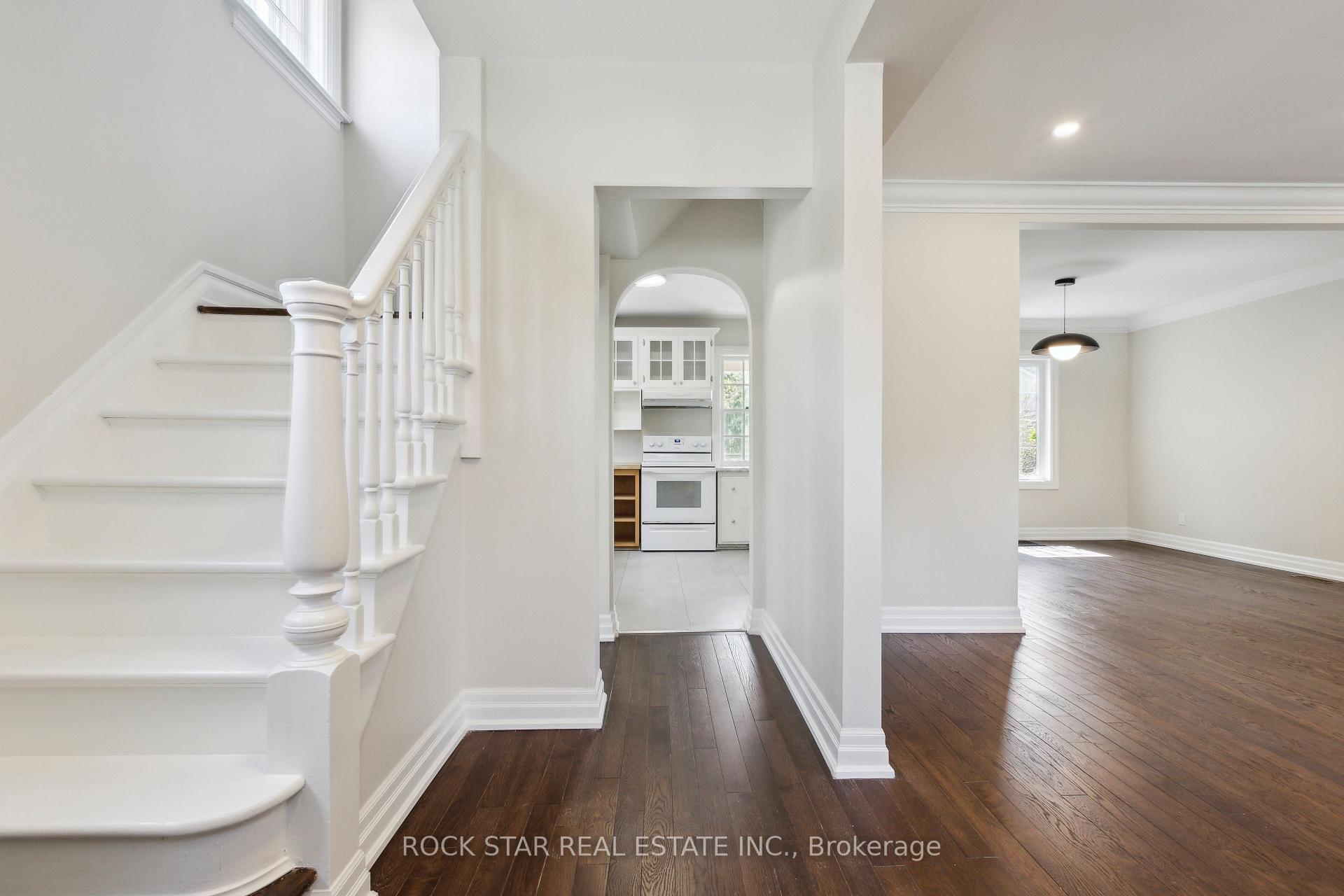 Photo 2 of 127 Krug Street, Kitchener — HOMEH