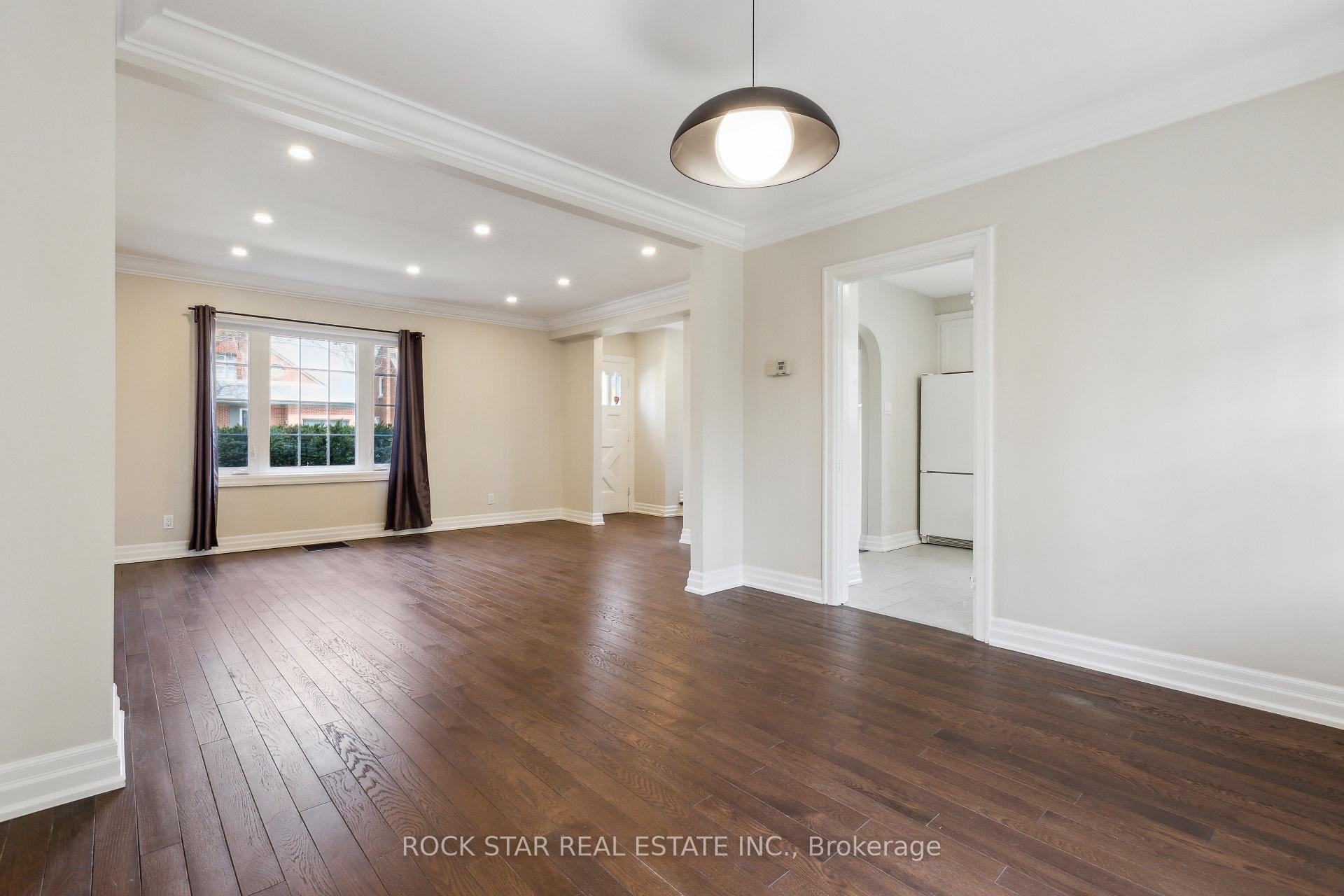 Photo 7 of 127 Krug Street, Kitchener — HOMEH