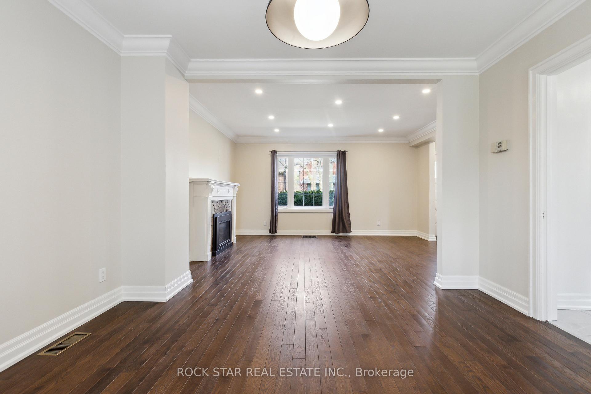 Photo 9 of 127 Krug Street, Kitchener — HOMEH