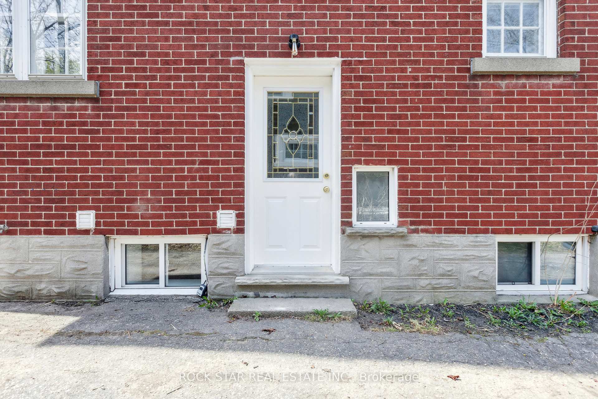 Photo 21 of 127 Krug Street, Kitchener — HOMEH
