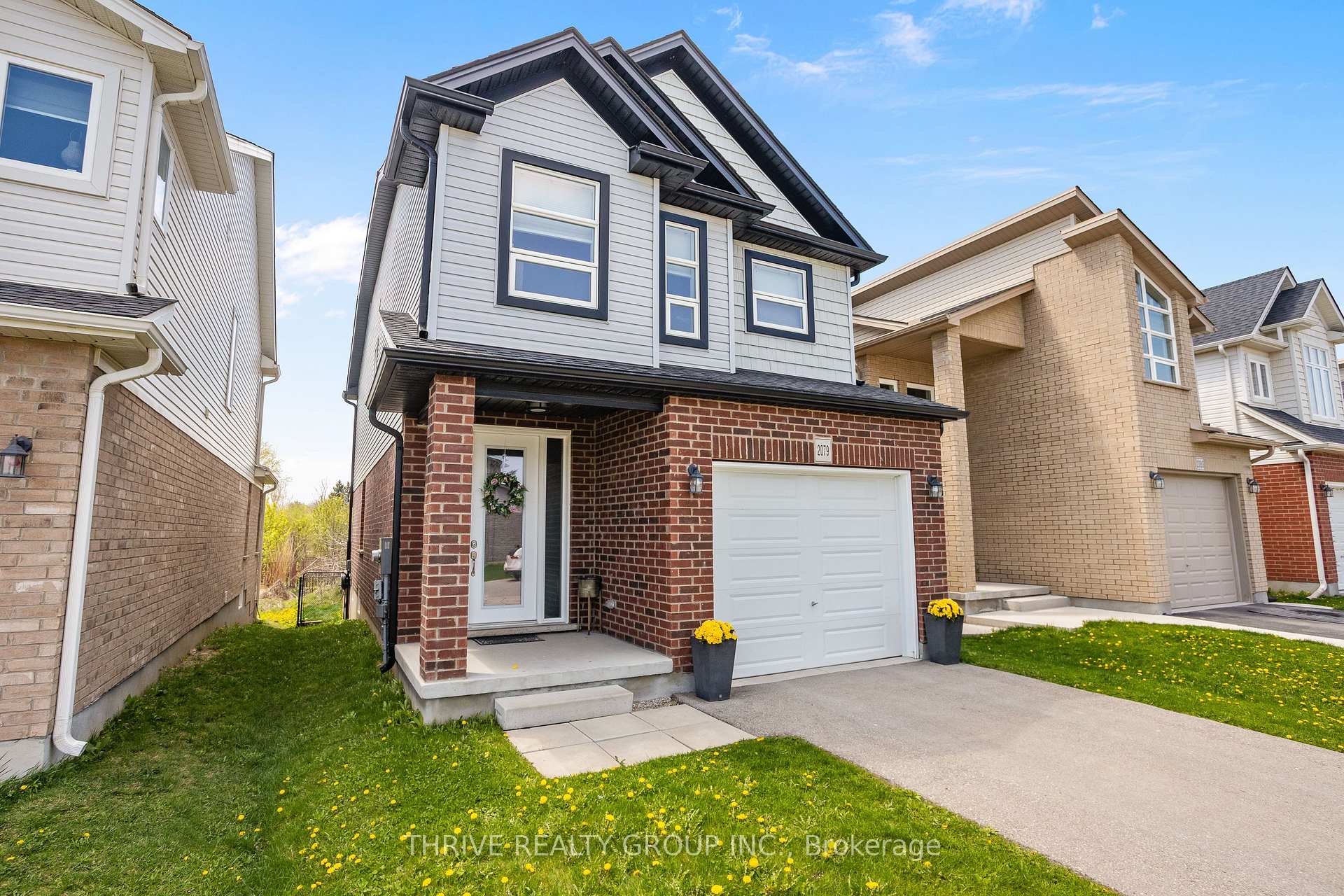 Photo 9 of 2079 Cedarpark Drive, London, North D — HOMEH