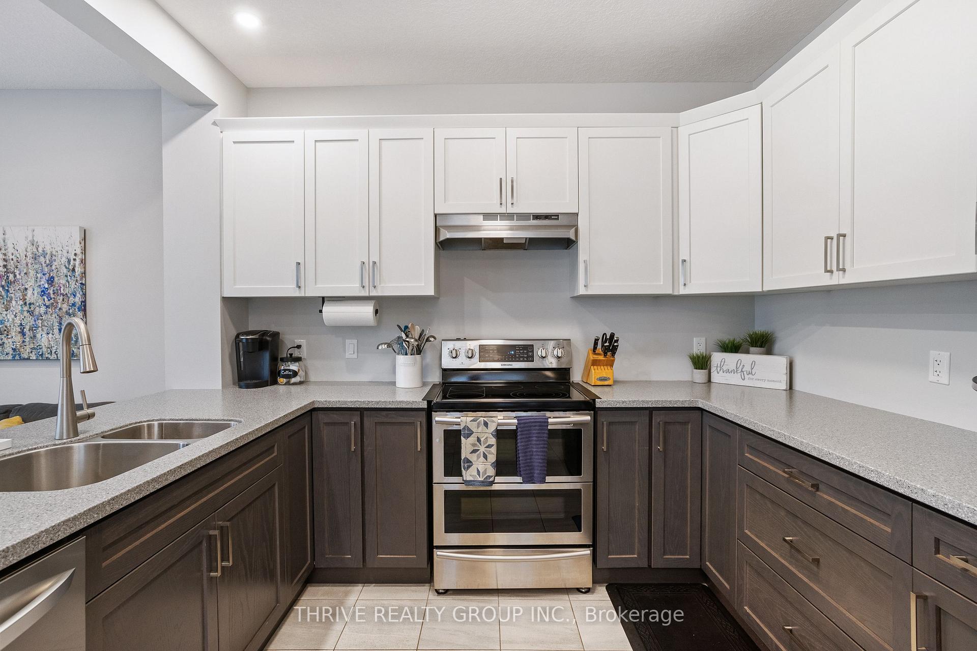 Photo 7 of 2079 Cedarpark Drive, London, North D — HOMEH