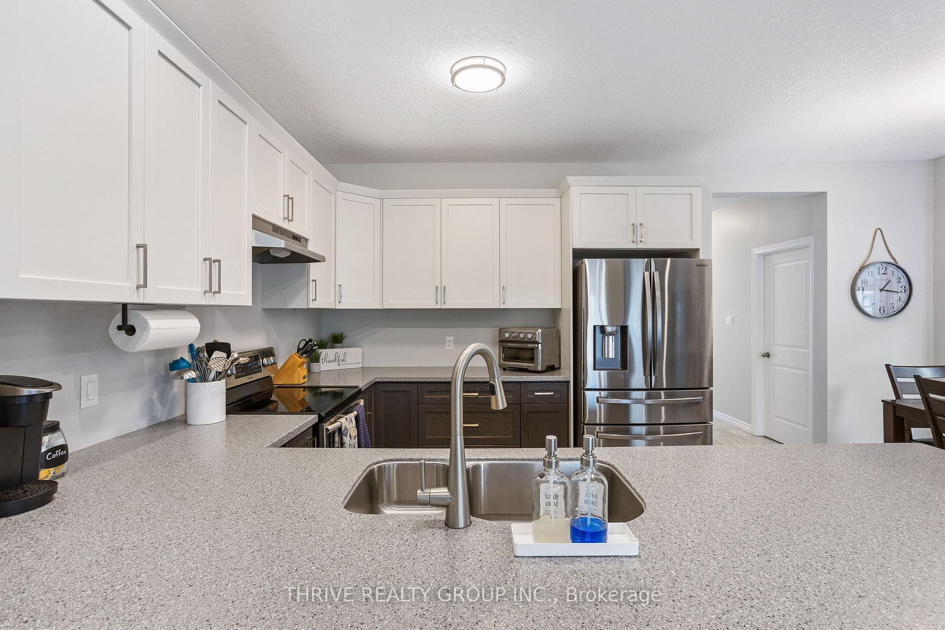 Photo 26 of 2079 Cedarpark Drive, London, North D — HOMEH