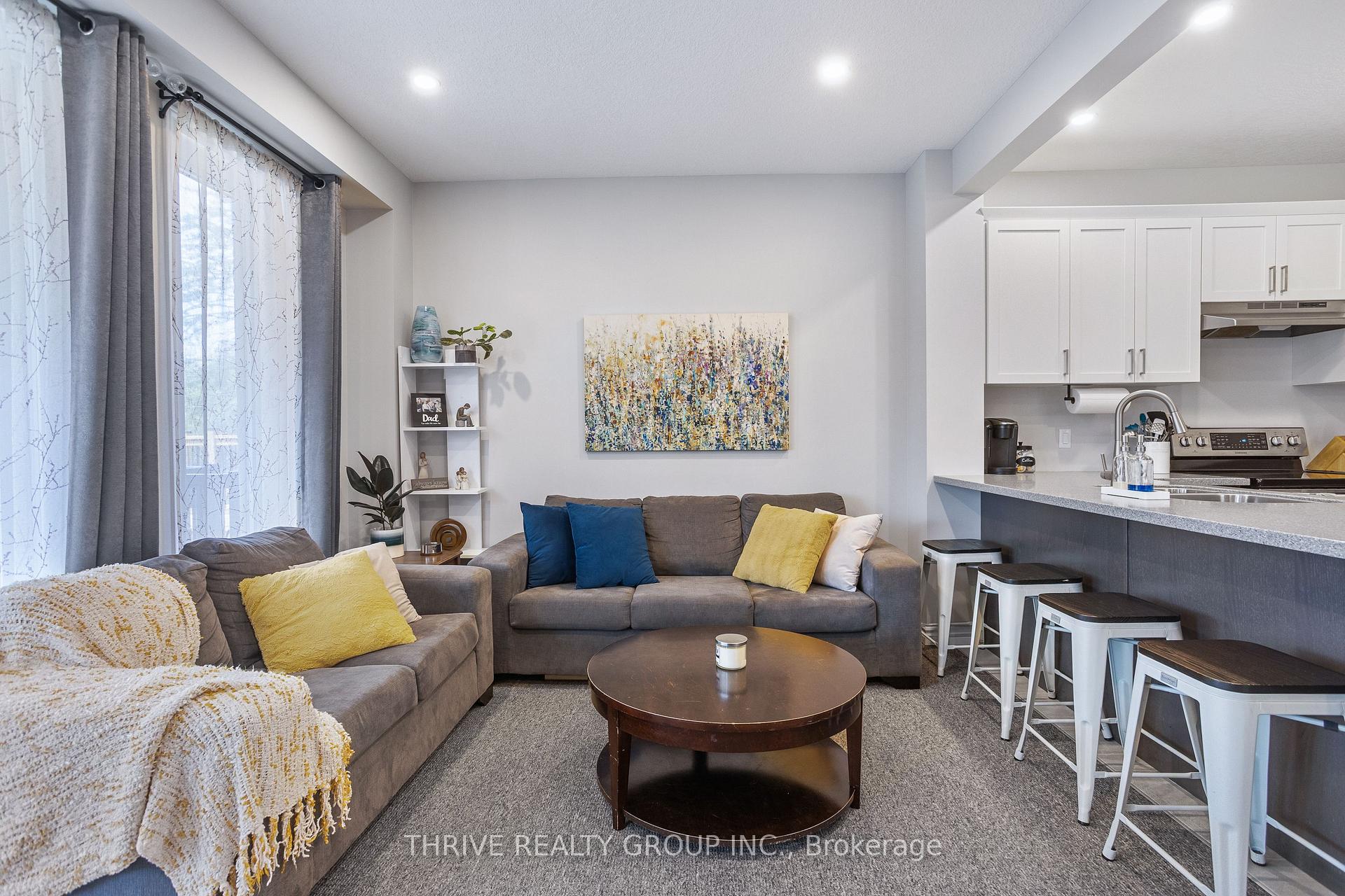 Photo 10 of 2079 Cedarpark Drive, London, North D — HOMEH