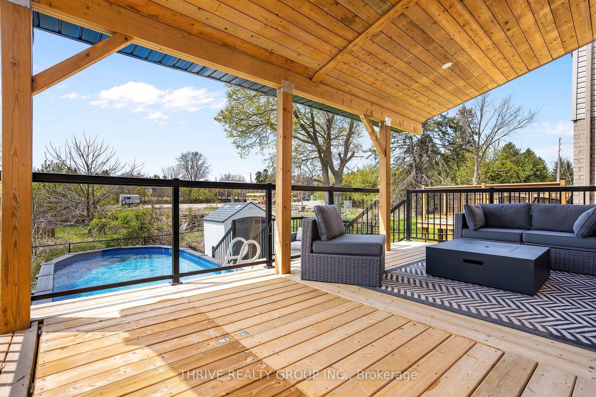 Photo 34 of 2079 Cedarpark Drive, London, North D — HOMEH