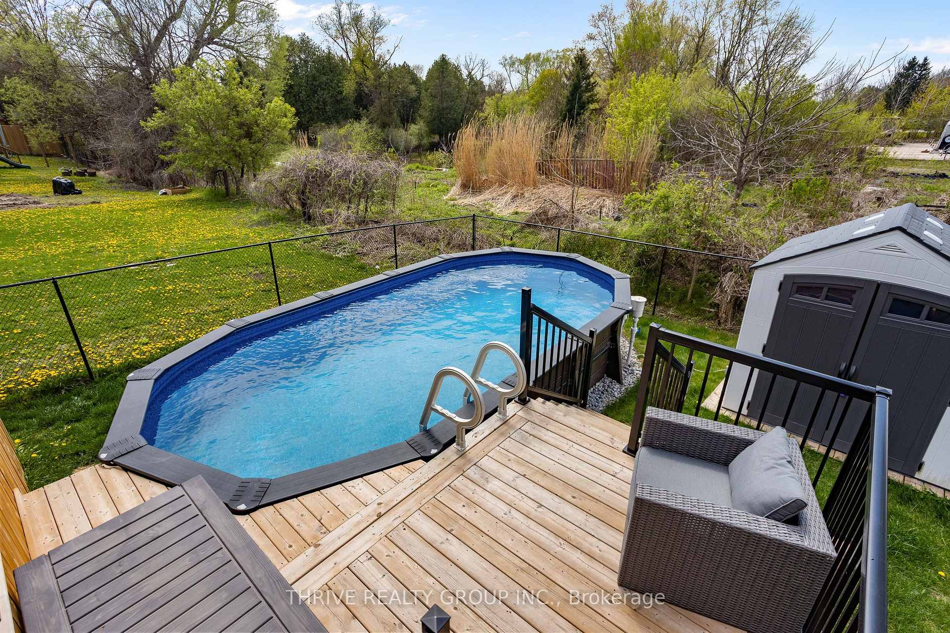 Photo 41 of 2079 Cedarpark Drive, London, North D — HOMEH