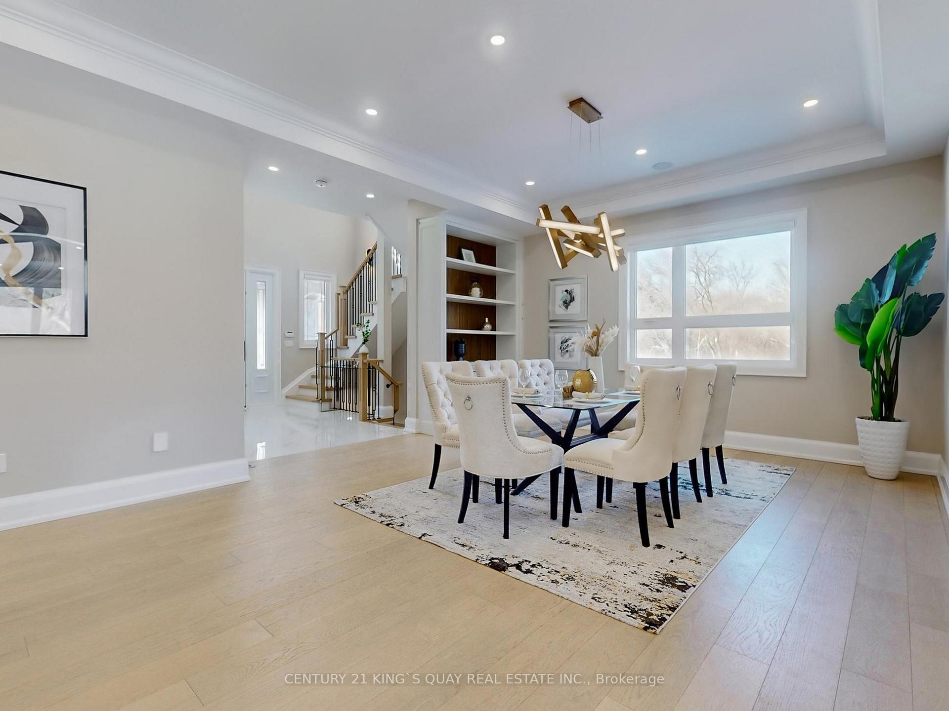 Photo 4 of 41 Lillian Avenue, Markham, Thornhill — HOMEH