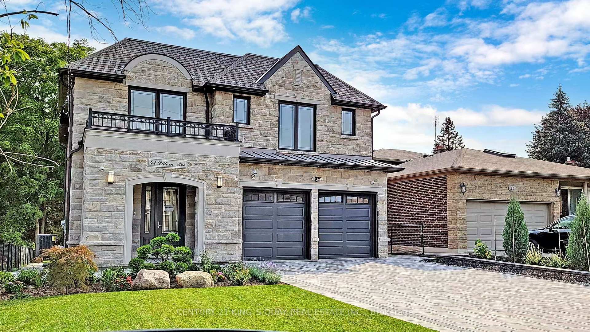 Photo 9 of 41 Lillian Avenue, Markham, Thornhill — HOMEH