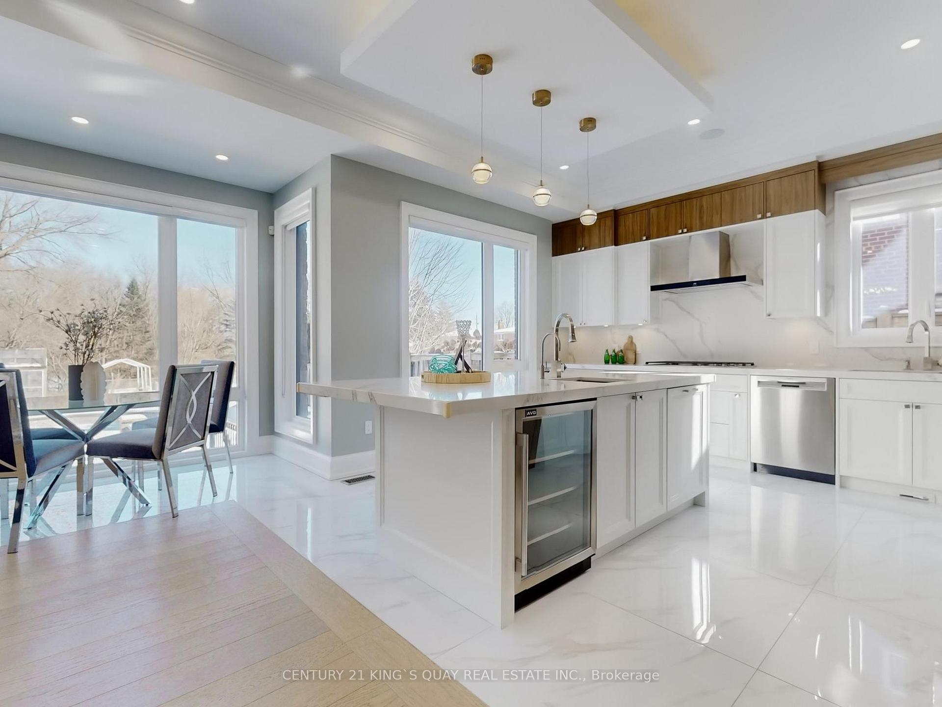 Photo 11 of 41 Lillian Avenue, Markham, Thornhill — HOMEH