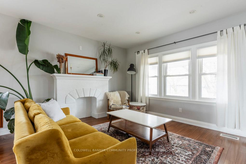 Photo 23 of 938 Lawrence Road, Hamilton, Rosedale — HOMEH