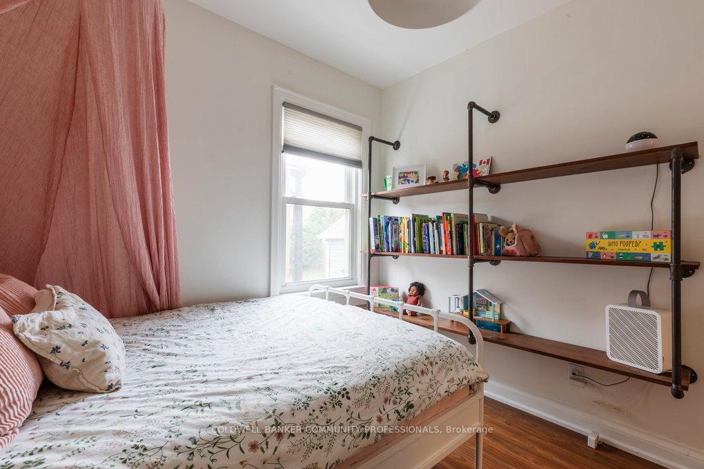 Photo 12 of 938 Lawrence Road, Hamilton, Rosedale — HOMEH