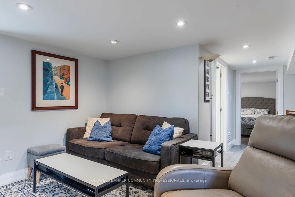 Photo 29 of 938 Lawrence Road, Hamilton, Rosedale — HOMEH