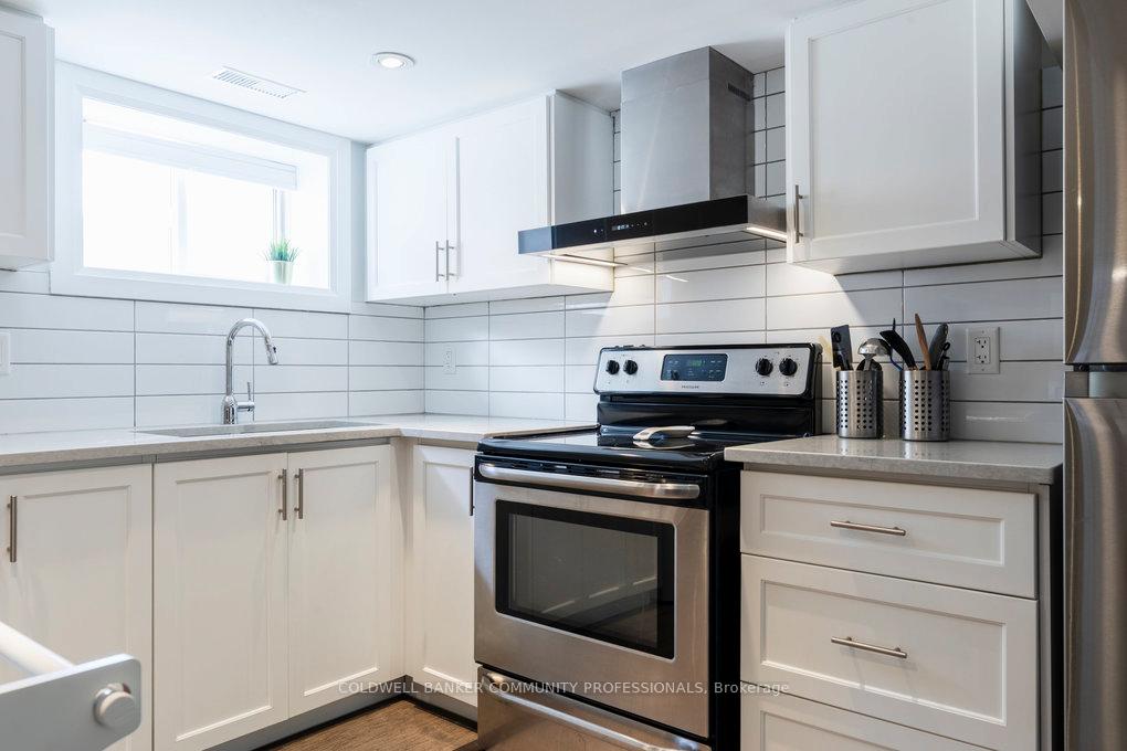 Photo 31 of 938 Lawrence Road, Hamilton, Rosedale — HOMEH