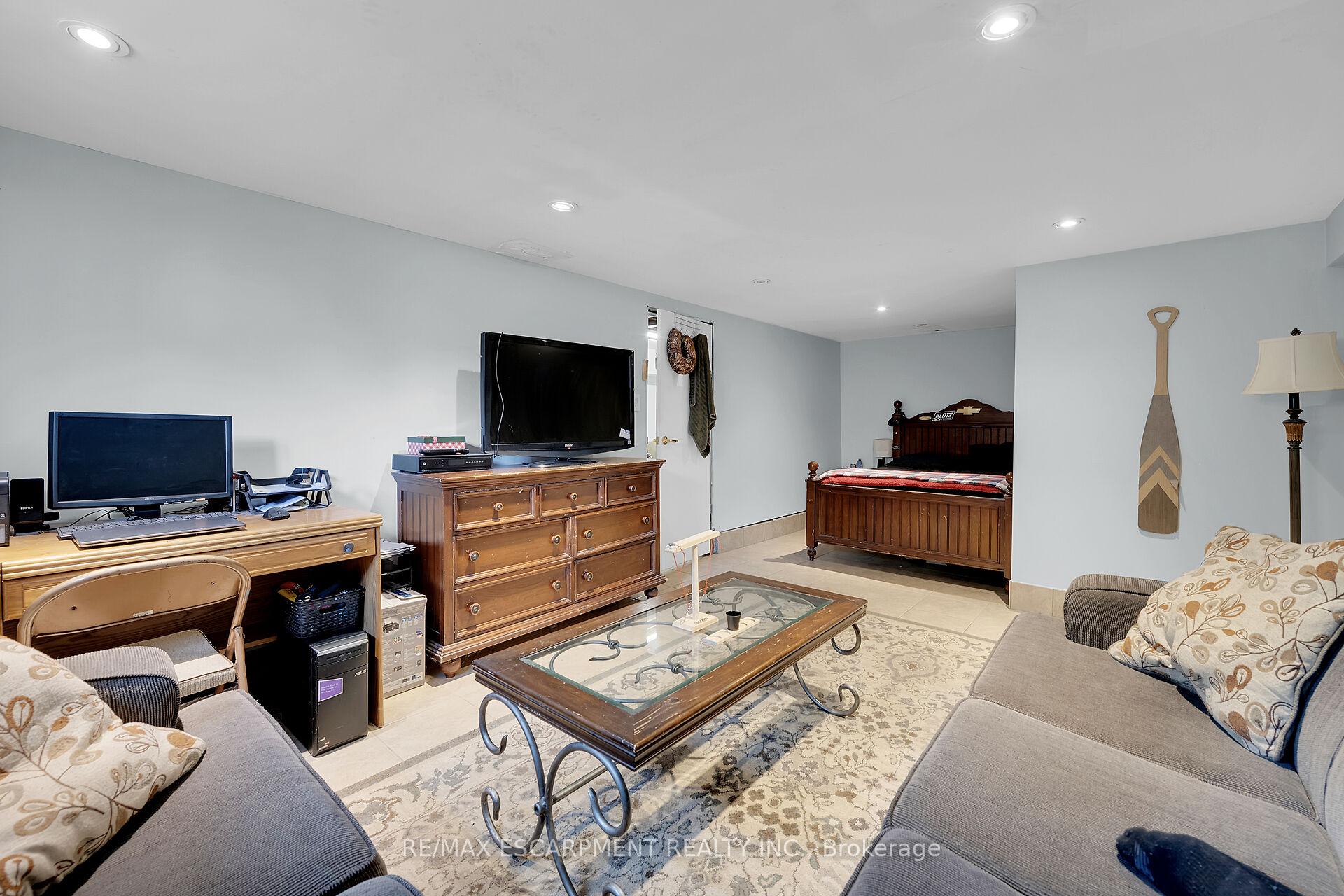 Photo 30 of 1214 Golf Club Road, Hamilton, Rural Glanbrook — HOMEH
