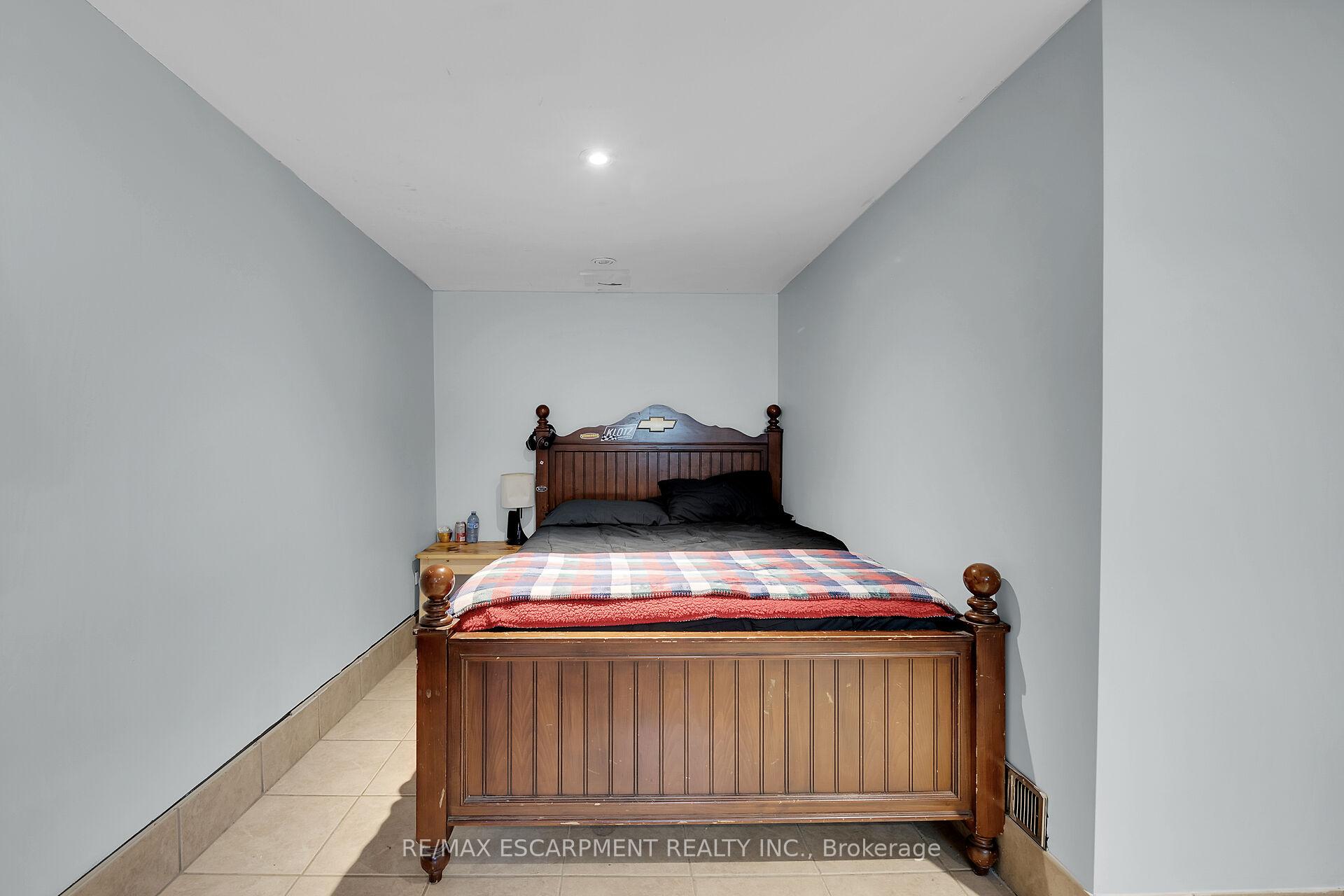 Photo 50 of 1214 Golf Club Road, Hamilton, Rural Glanbrook — HOMEH