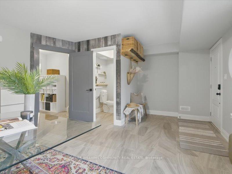 Photo 4 of Unit 2, 35 Hanning Court, Clarington, Bowmanville — HOMEH