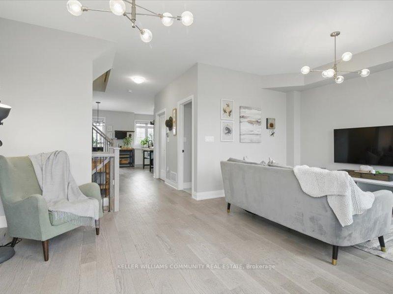 Photo 21 of Unit 2, 35 Hanning Court, Clarington, Bowmanville — HOMEH