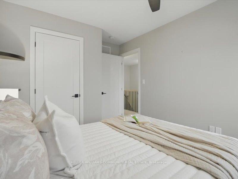 Photo 28 of Unit 2, 35 Hanning Court, Clarington, Bowmanville — HOMEH