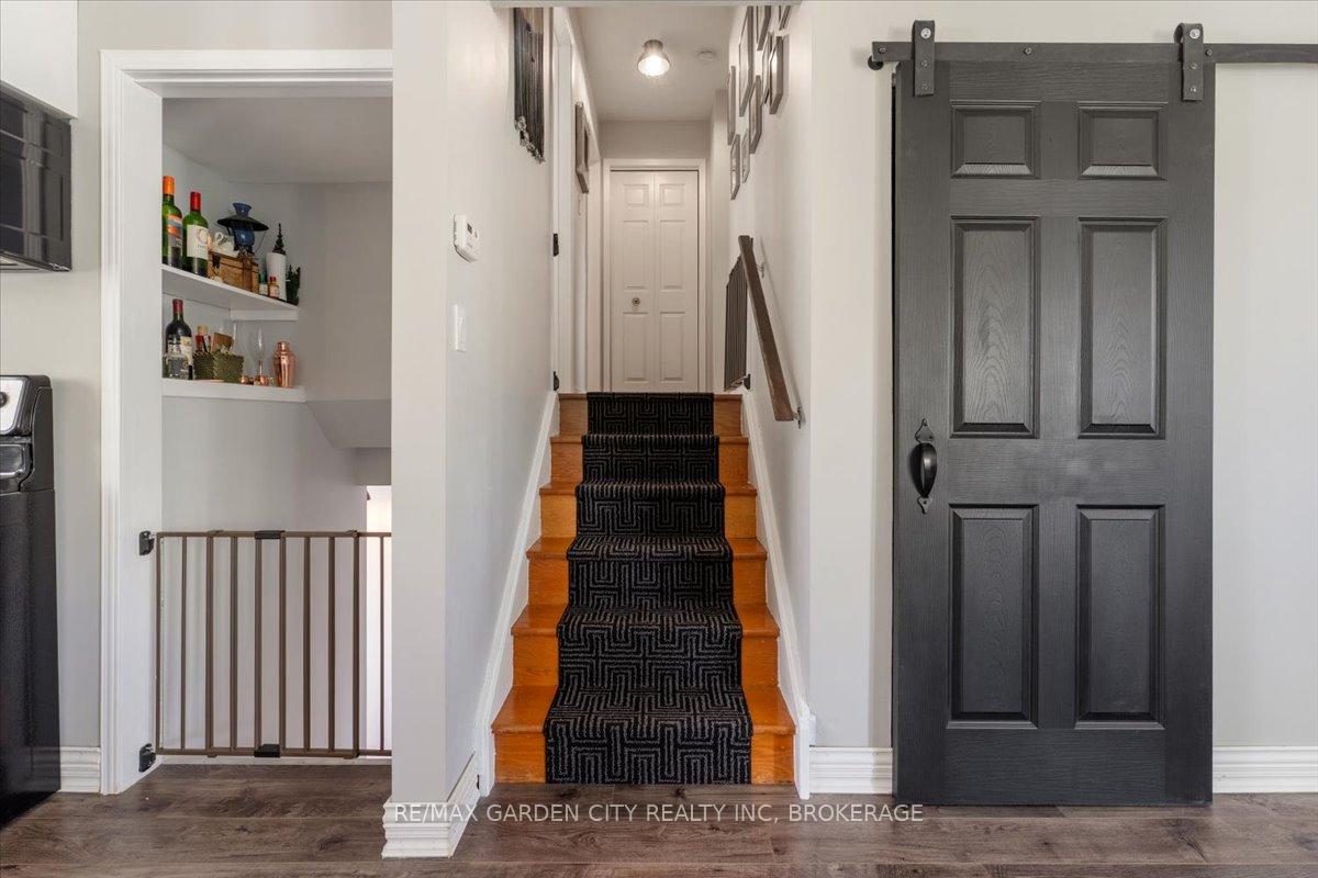 Photo 35 of 73 Alexandra Boulevard, St. Catharines, Secord Woods — HOMEH