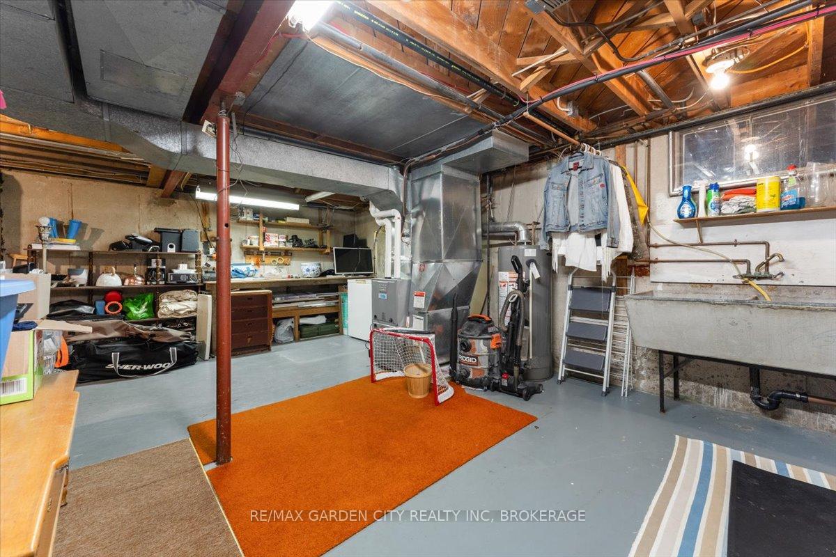 Photo 21 of 73 Alexandra Boulevard, St. Catharines, Secord Woods — HOMEH