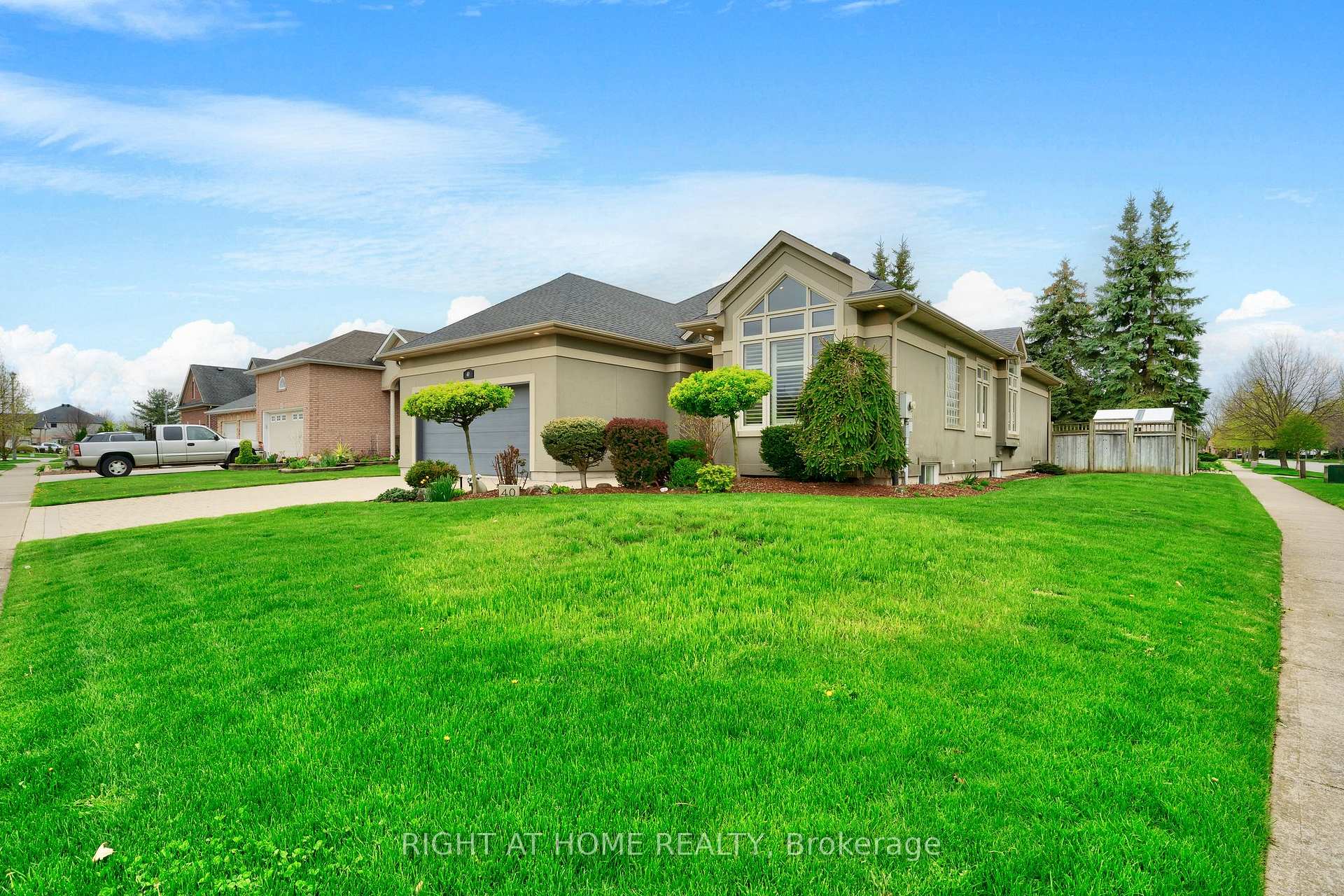 Photo 30 of 40 Arbour Glen Drive, St. Catharines, Grapeview — HOMEH