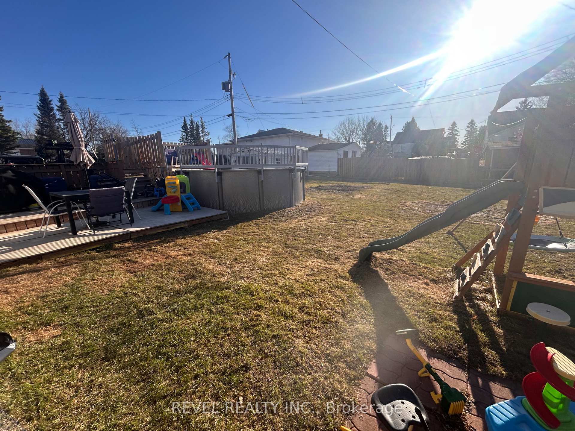 Photo 26 of 185 Fifteenth Avenue, Cochrane — HOMEH