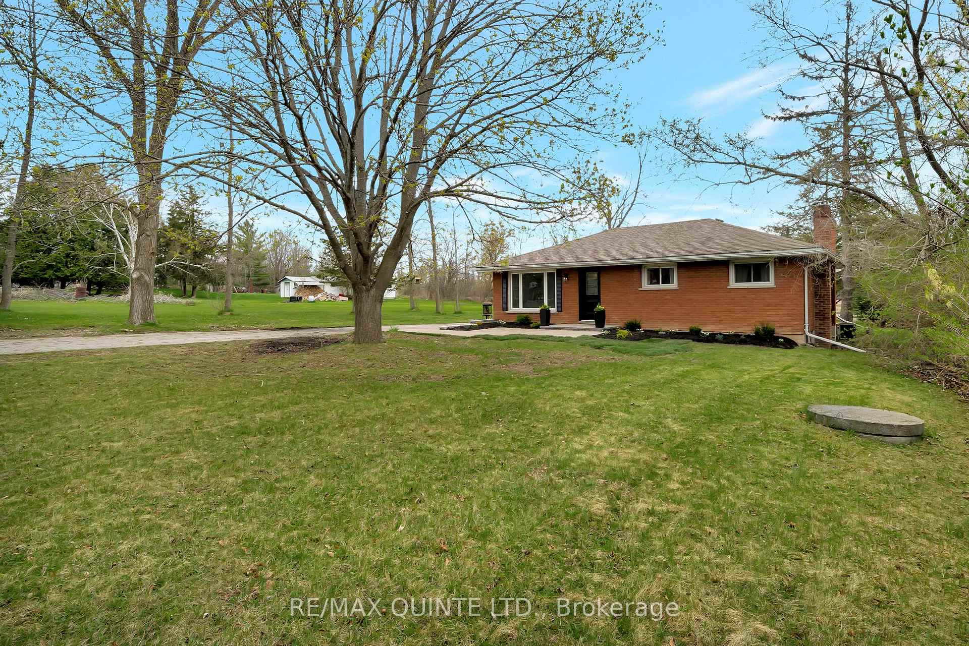 Photo 10 of 368 Whites Road, Quinte West — HOMEH