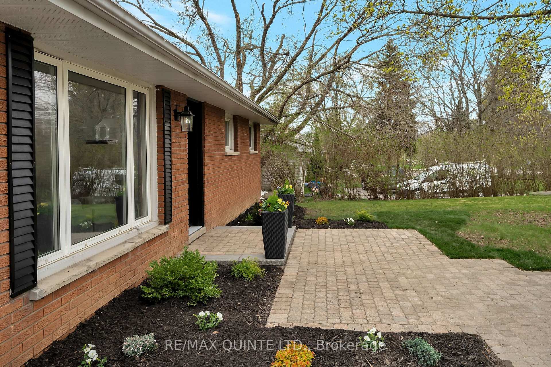Photo 19 of 368 Whites Road, Quinte West — HOMEH