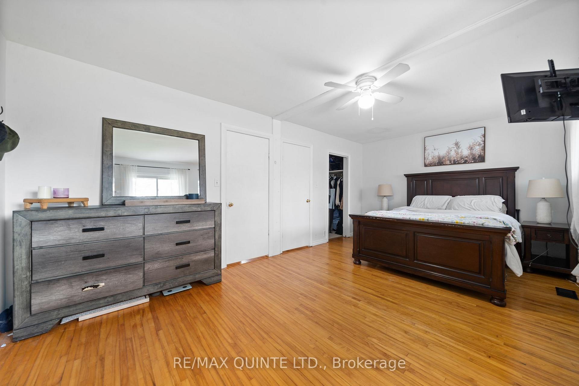 Photo 14 of 368 Whites Road, Quinte West — HOMEH