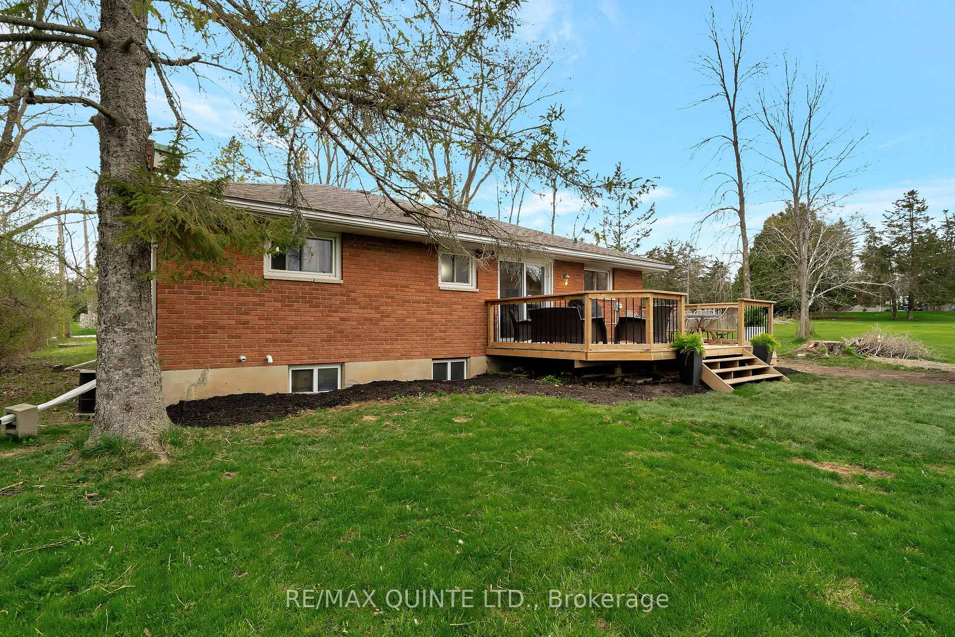 Photo 33 of 368 Whites Road, Quinte West — HOMEH