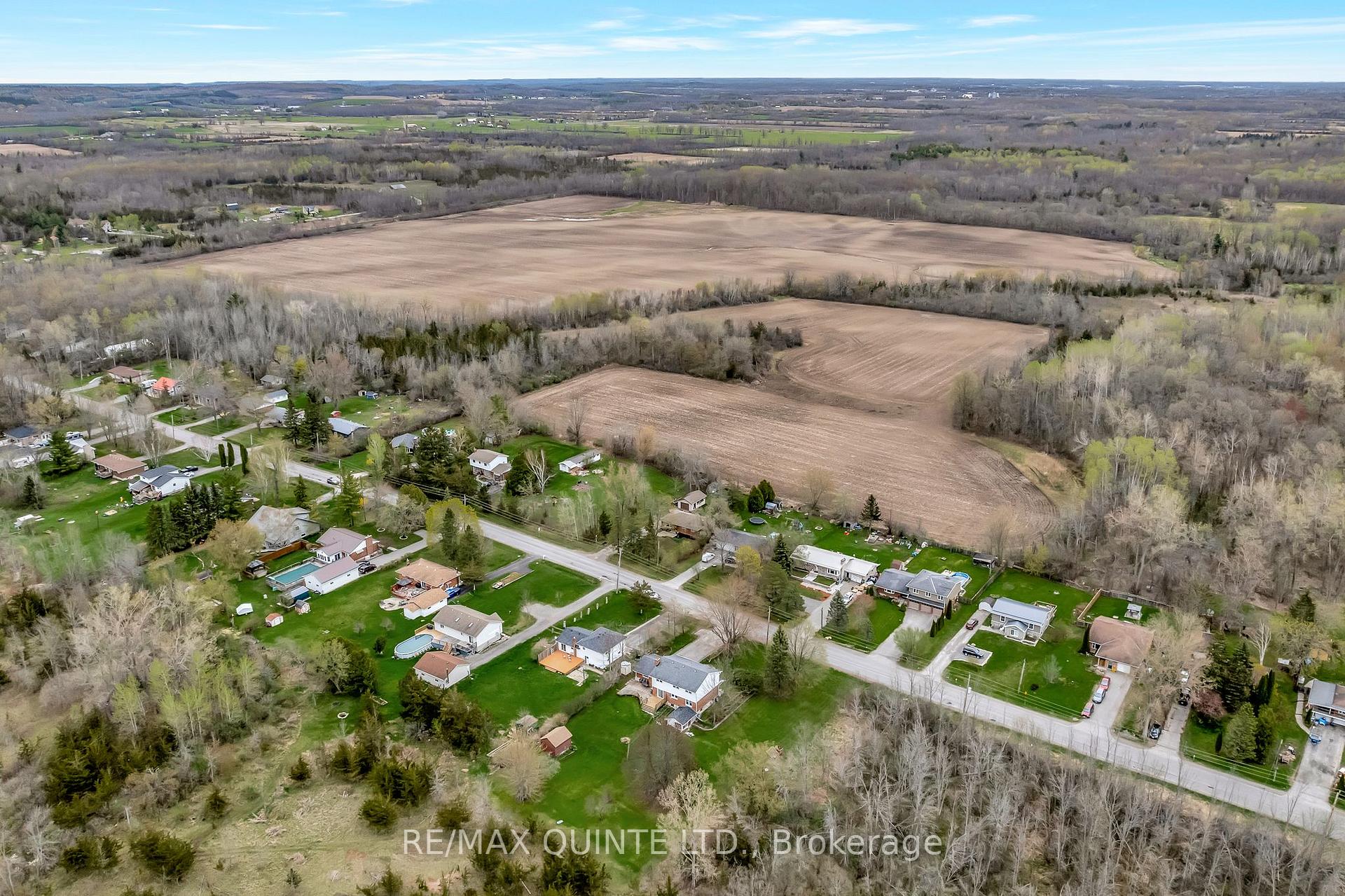 Photo 36 of 368 Whites Road, Quinte West — HOMEH