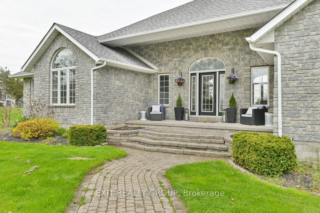 Photo 6 of 109 Sills Road, Belleville, Thurlow Ward — HOMEH