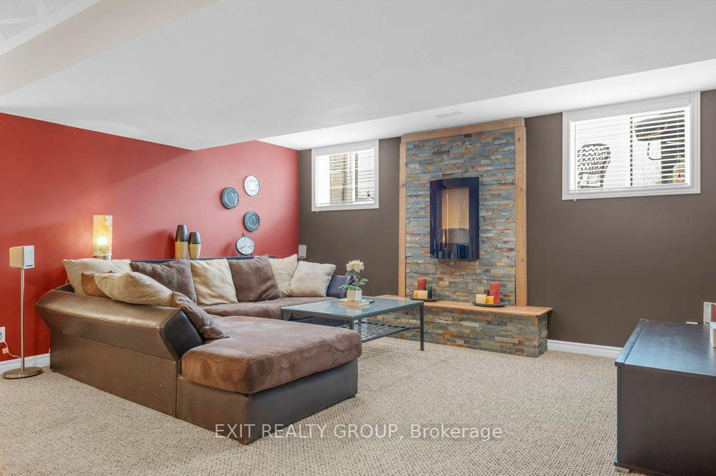 Photo 22 of 109 Sills Road, Belleville, Thurlow Ward — HOMEH