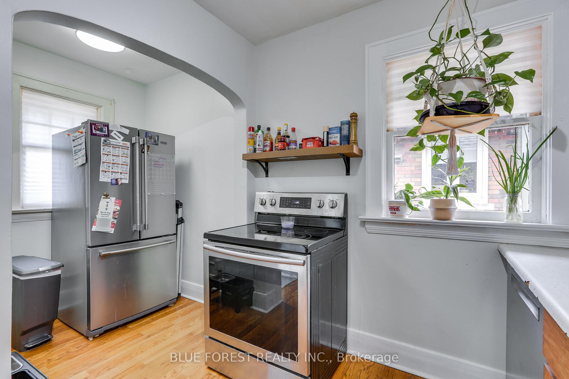 Photo 11 of 32 Bruce Street, London, South F — HOMEH