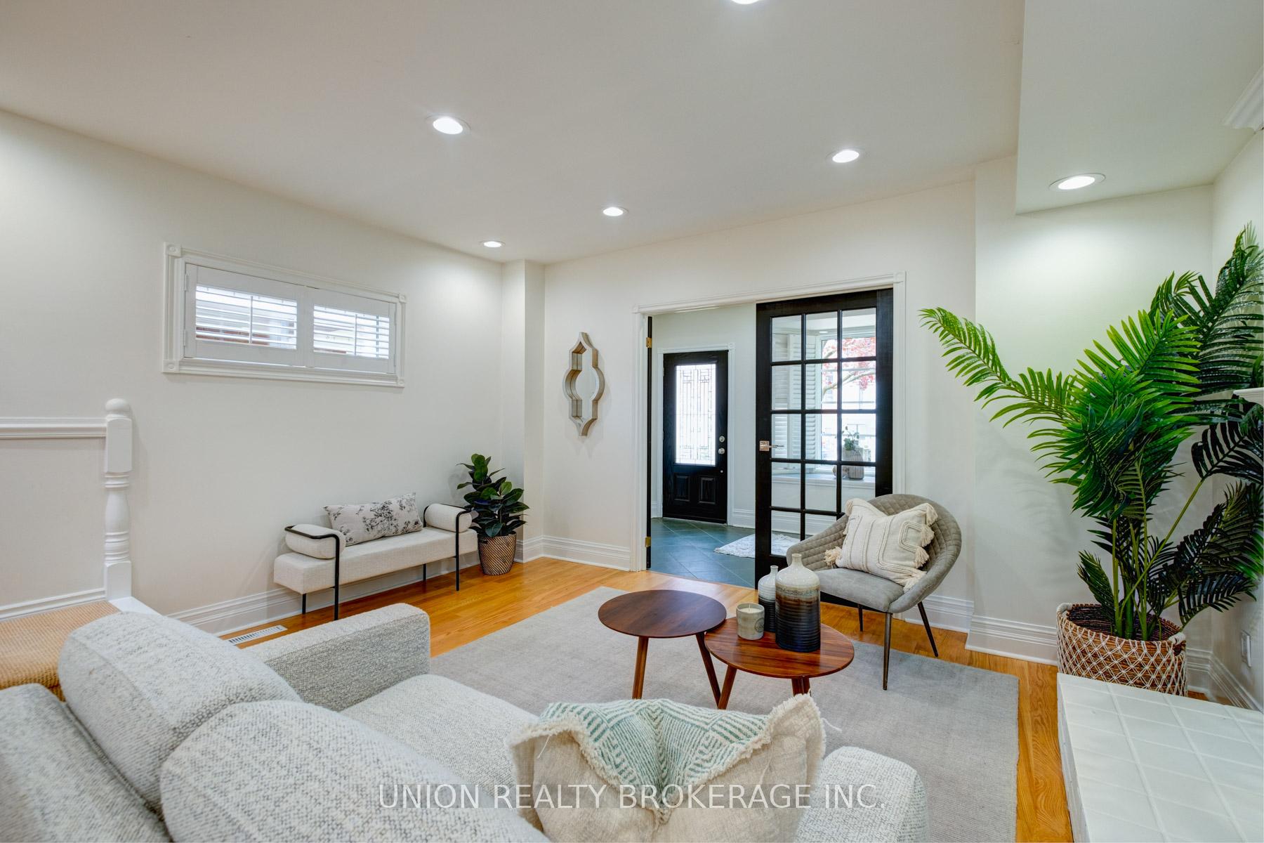 Photo 7 of 52 Malvern Avenue, Toronto, East End-Danforth — HOMEH