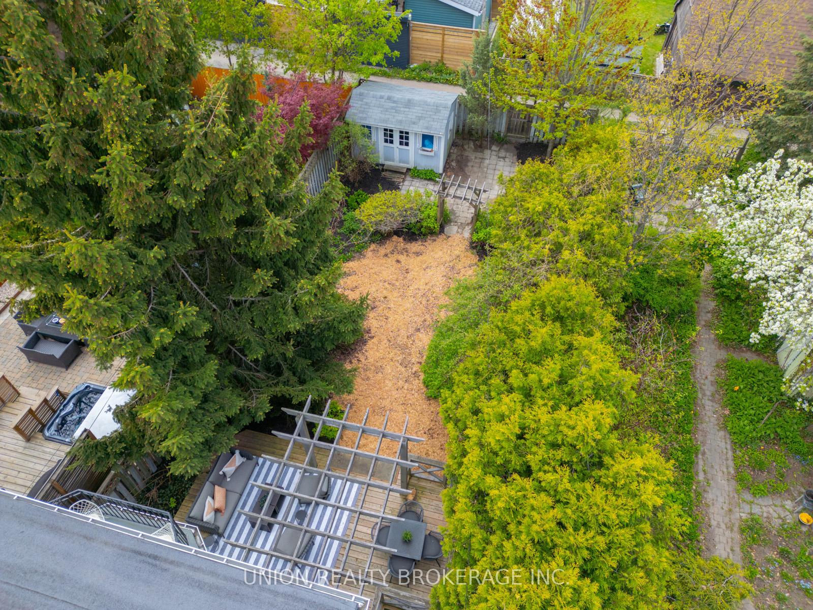 Photo 32 of 52 Malvern Avenue, Toronto, East End-Danforth — HOMEH