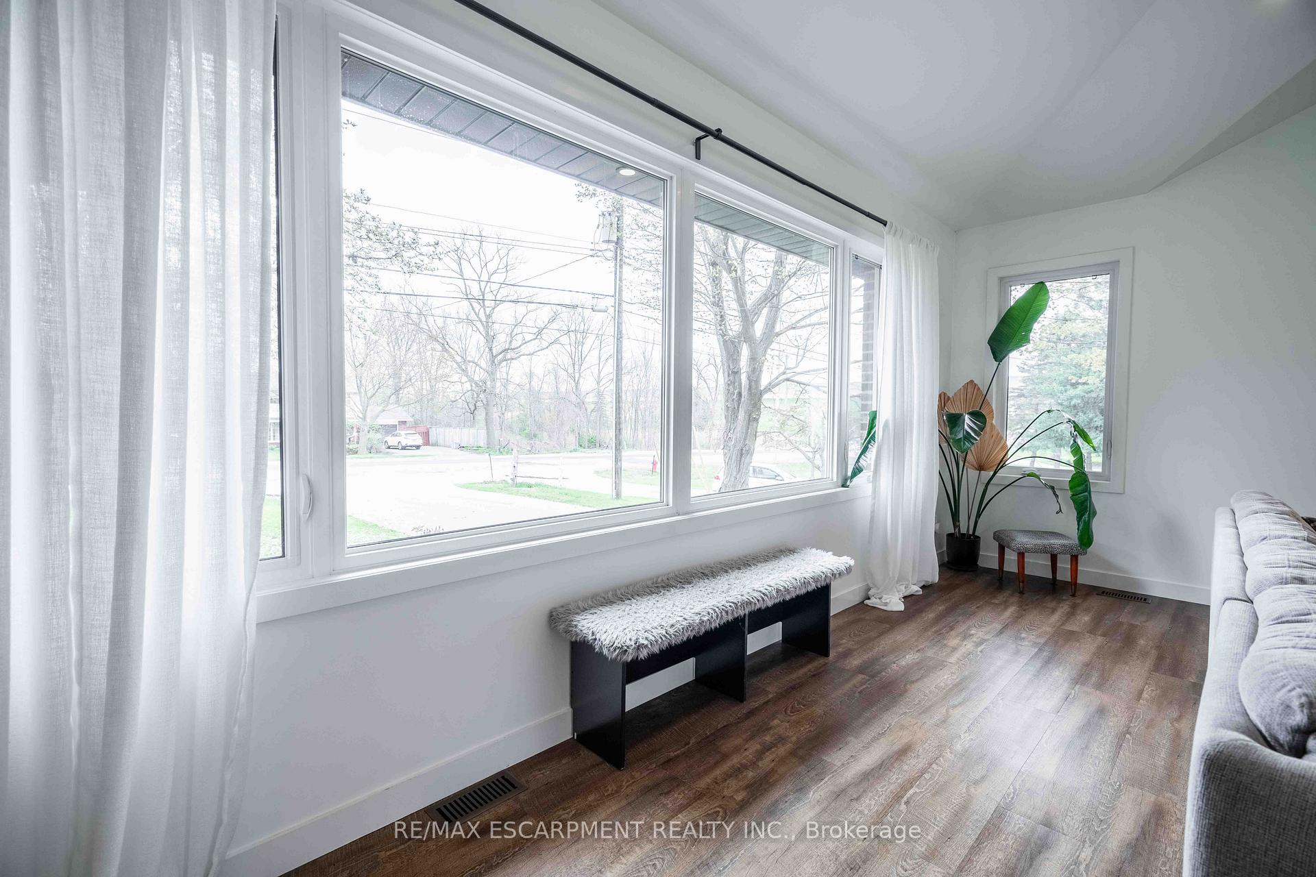 Photo 24 of 298 Garner Road E, Hamilton, Ancaster — HOMEH