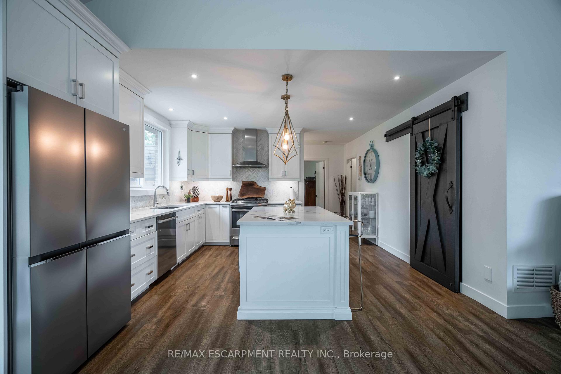 Photo 8 of 298 Garner Road E, Hamilton, Ancaster — HOMEH