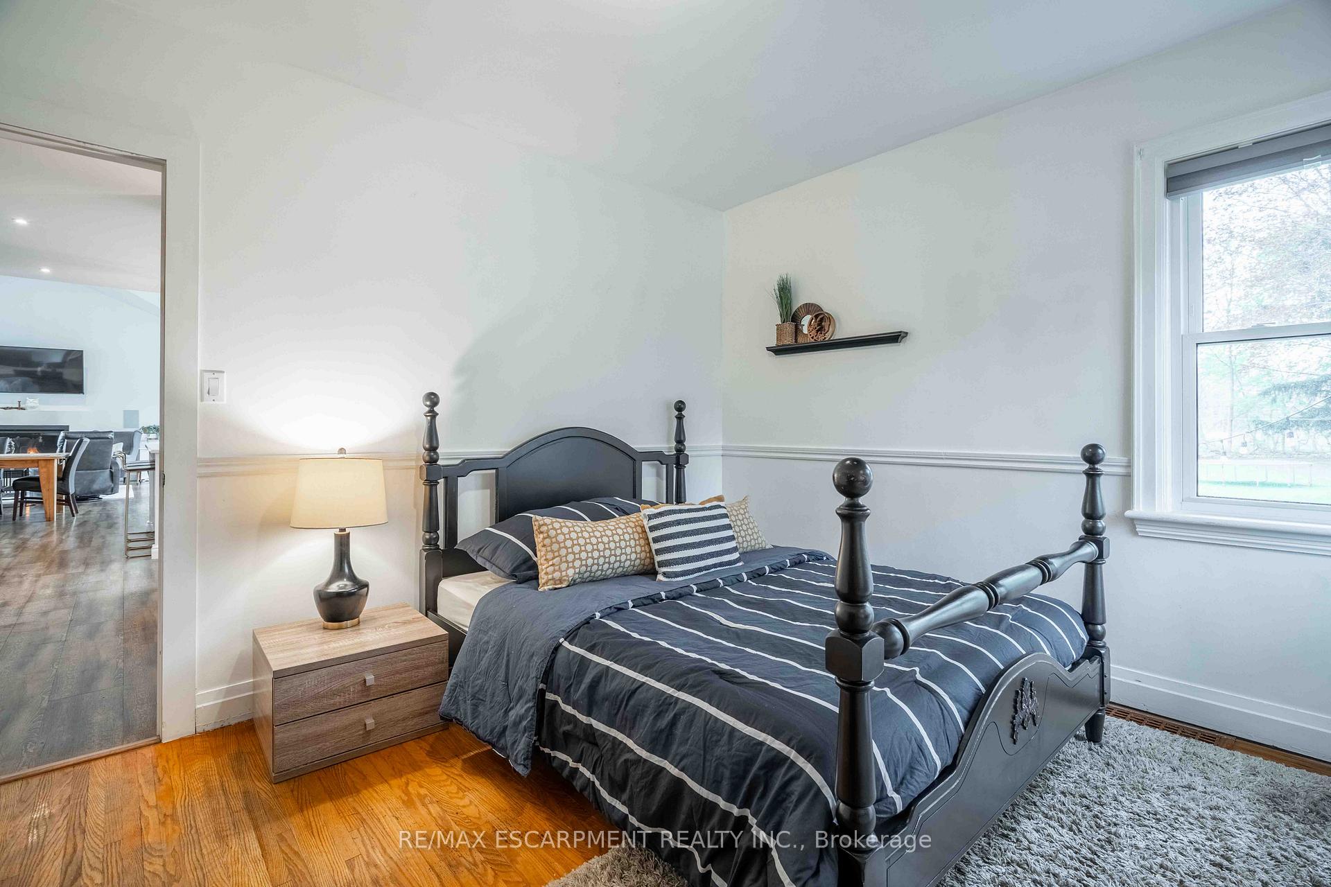Photo 16 of 298 Garner Road E, Hamilton, Ancaster — HOMEH