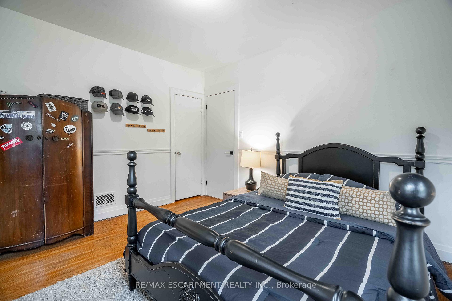 Photo 21 of 298 Garner Road E, Hamilton, Ancaster — HOMEH