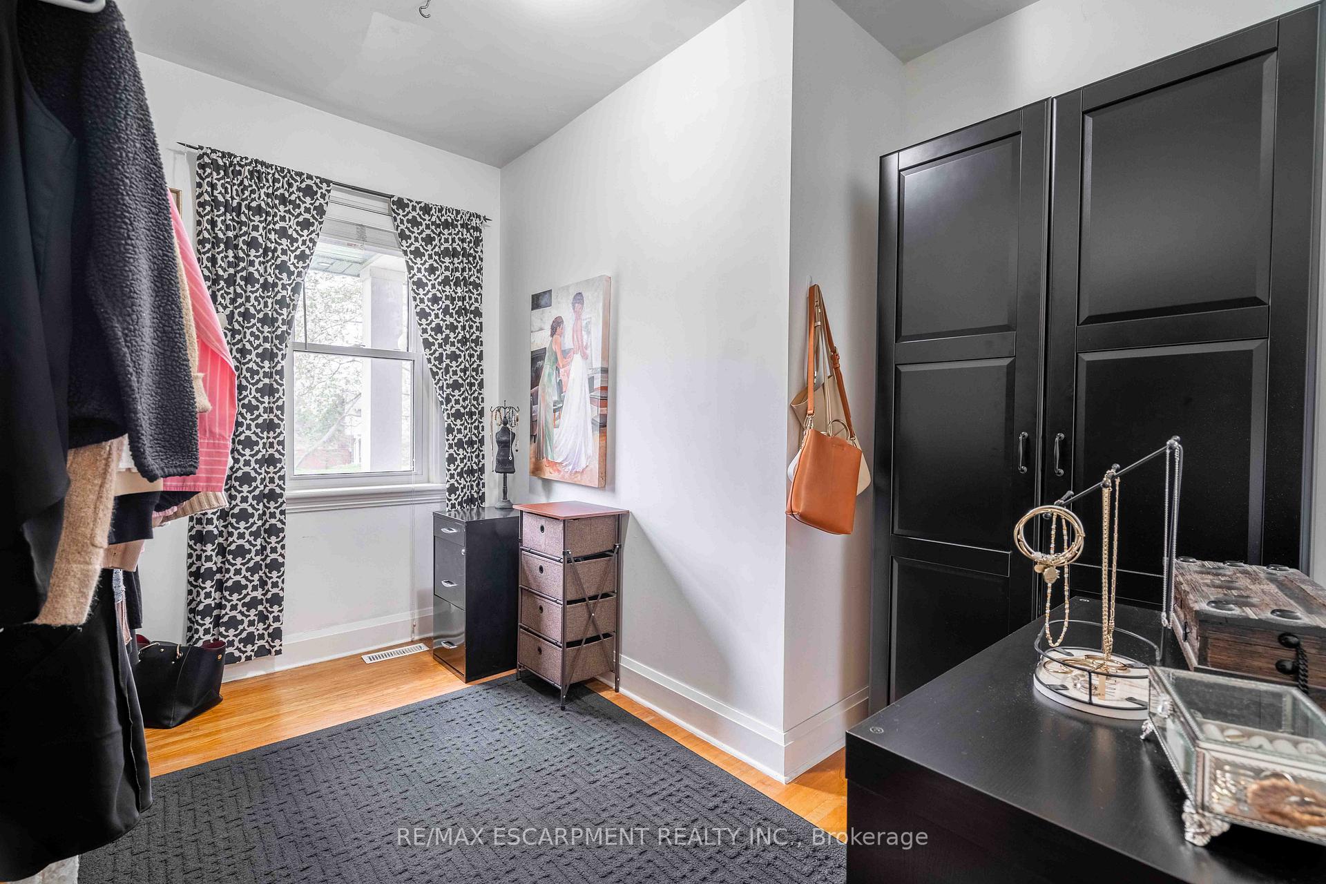 Photo 26 of 298 Garner Road E, Hamilton, Ancaster — HOMEH
