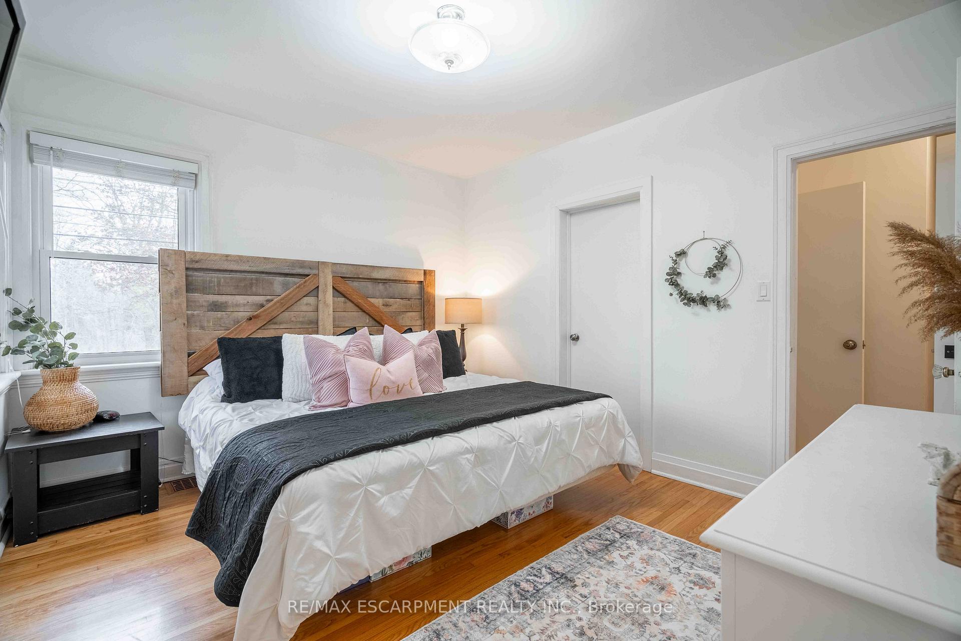 Photo 29 of 298 Garner Road E, Hamilton, Ancaster — HOMEH