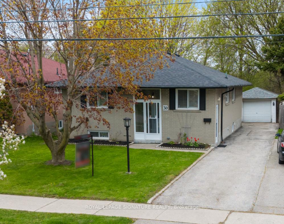 Front of 30 Oakridge Drive