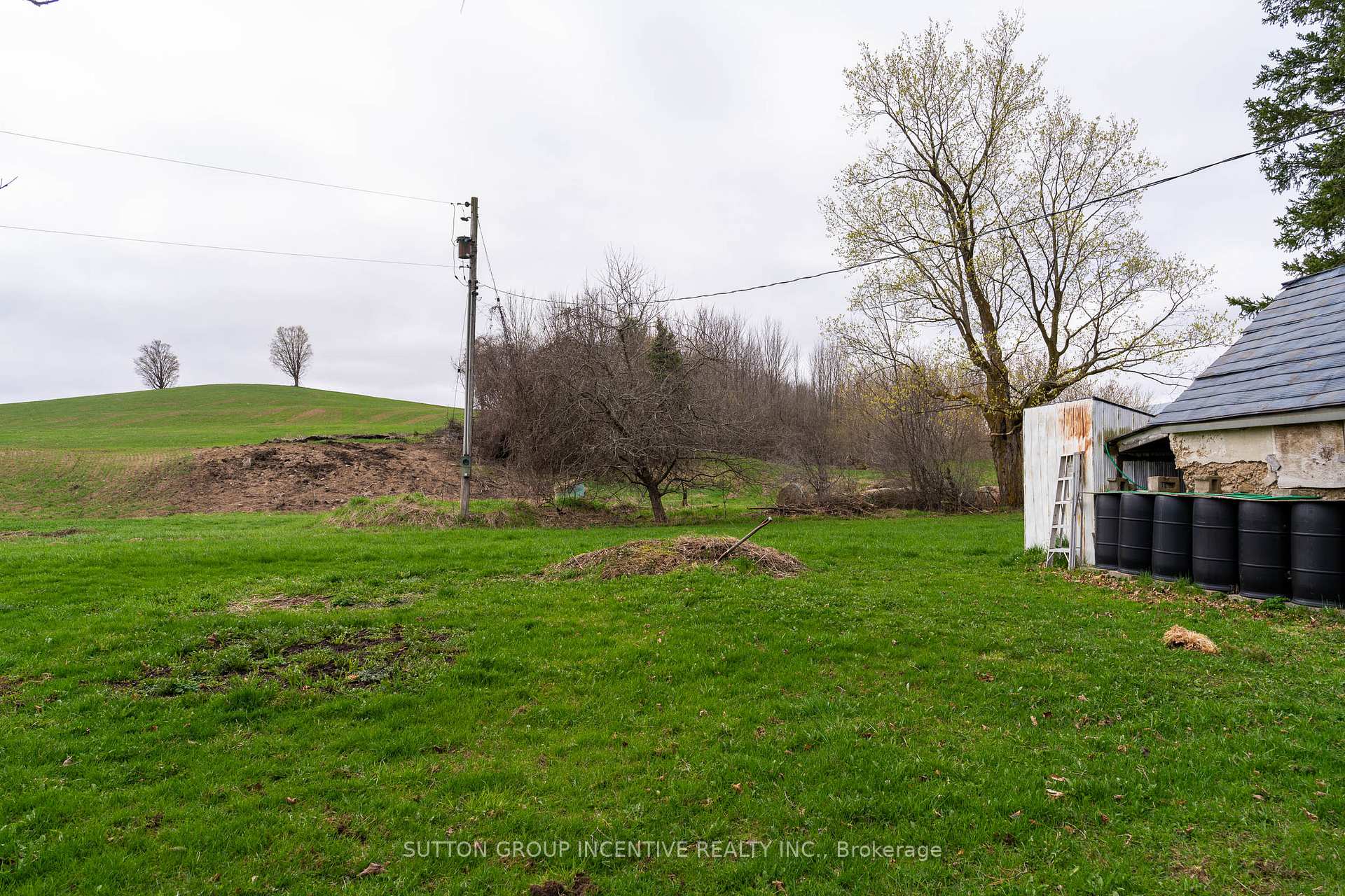 Photo 7 of 106026 Sideroad 10, Meaford — HOMEH