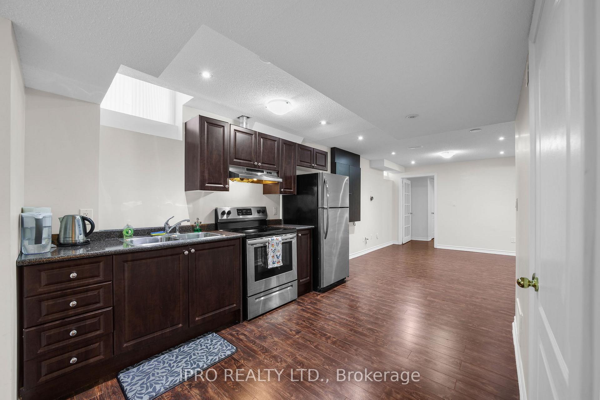 Photo 18 of 111 Ostrovsky Road, Vaughan, Vellore Village — HOMEH
