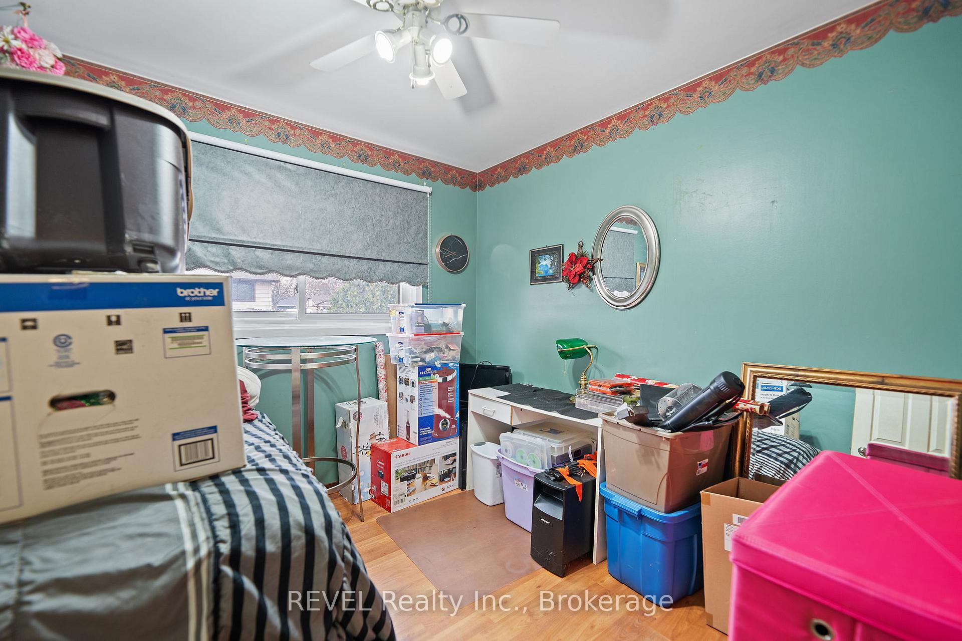 Photo 10 of 5 Cascade Court, St. Catharines, Secord Woods — HOMEH