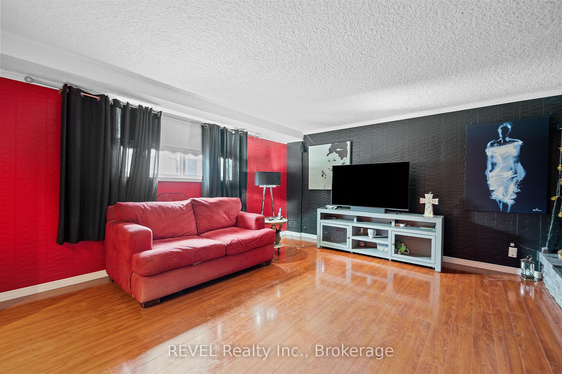 Photo 13 of 5 Cascade Court, St. Catharines, Secord Woods — HOMEH
