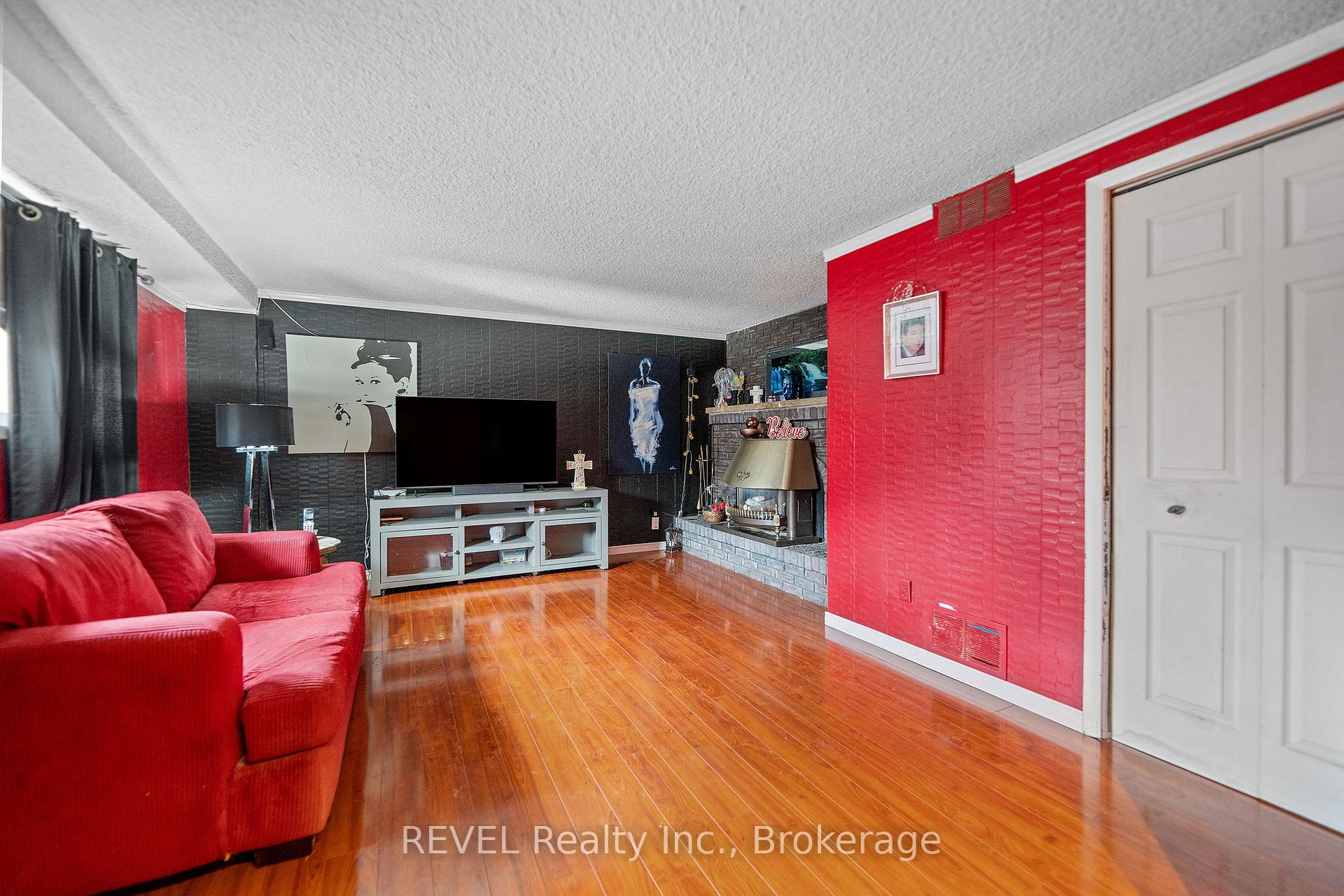 Photo 14 of 5 Cascade Court, St. Catharines, Secord Woods — HOMEH